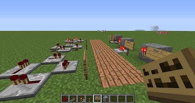 Redstone & Automation for Mega Bases Makes Huge Builds Functional